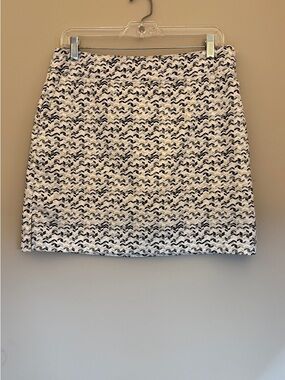 Izod Black & White Chevron Golf Skort